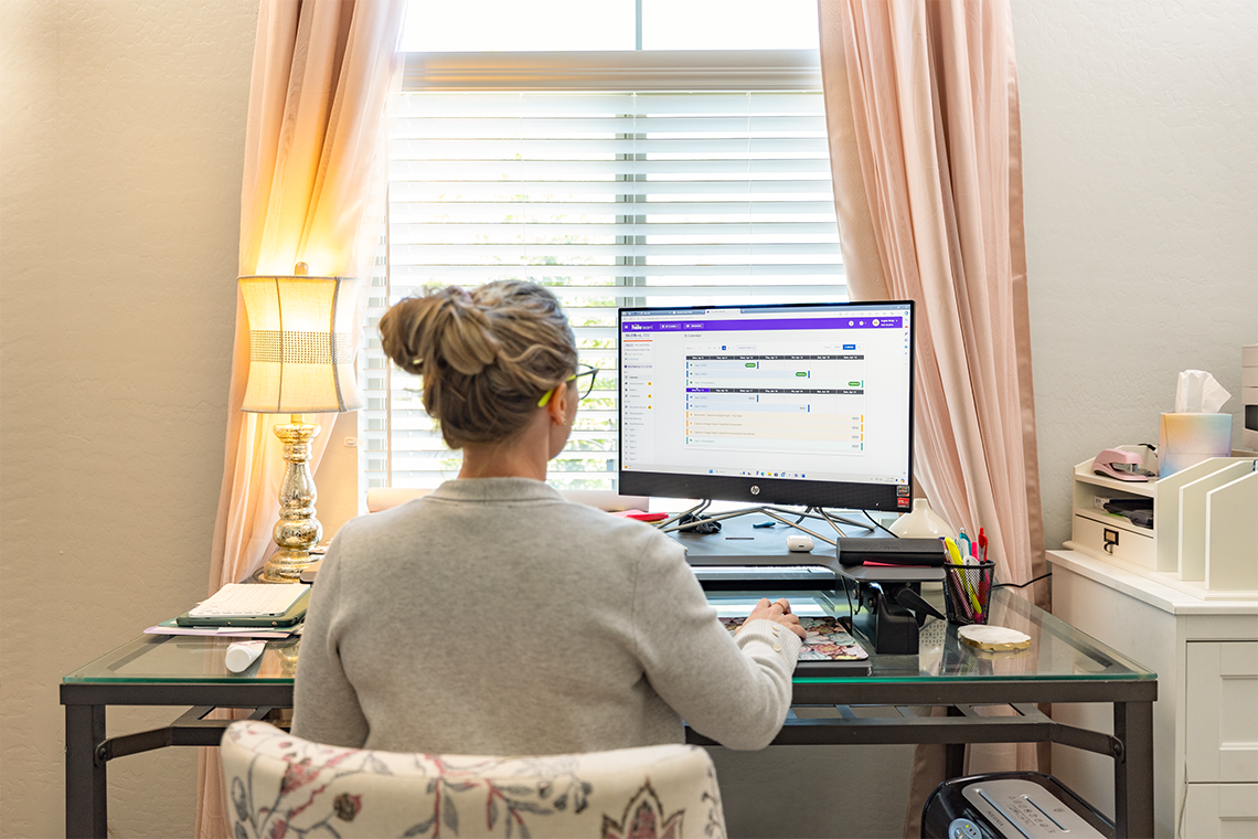 Why GCU - Student on computer image